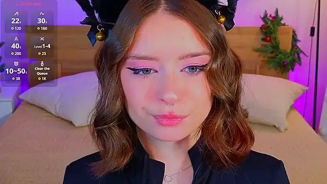 Snapshot of _Amelia_Shine_ chatting on 20, 11, 2025 Amelia Shine online show from 20, 11, 2025