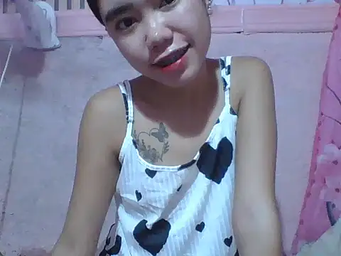 Snapshot of SweetPussie18x chatting on 26, 5, 2026 SweetPussie18x online show from 26, 5, 2026