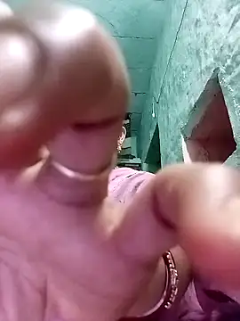 Snapshot of Sapna__wq1 chatting on 29, 10, 2025 Sapna wq1 online show from 29, 10, 2025