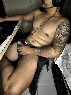 Snapshot of gtzmoreno chatting on 18, 3, 2026 gtzmoreno online show from 18, 3, 2026