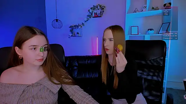 Snapshot of leslie_bird chatting on 21, 3, 2026 leslie bird online show from 21, 3, 2026