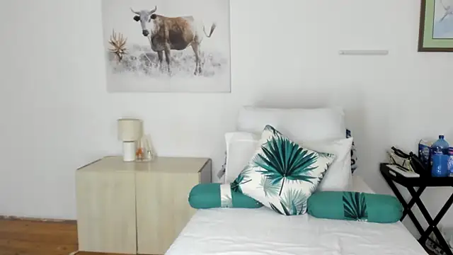 ConnieSmall24 online show from 4, 2, 2026