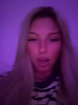blondeeee online show from 4, 5, 2026