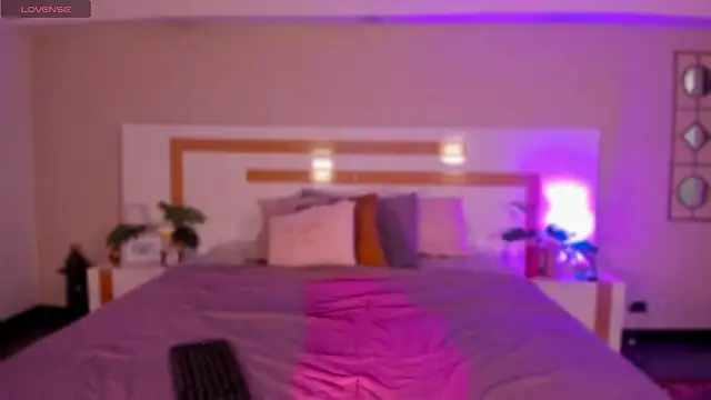 Violeta dh online show from 13, 3, 2026