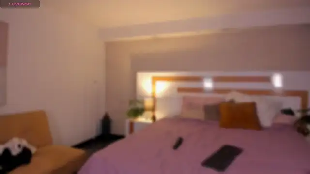 Violeta dh online show from 11, 4, 2026