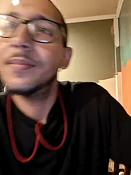 ThrowedWorldWide online show from 2, 12, 2025