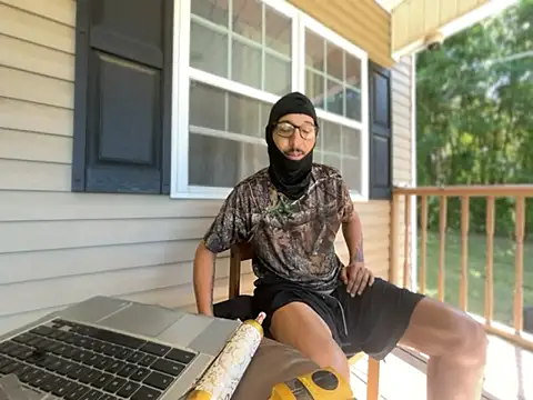 ThrowedWorldWide online show from 15, 4, 2026