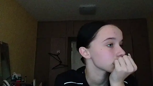 Emilia Light online show from 12, 10, 2025