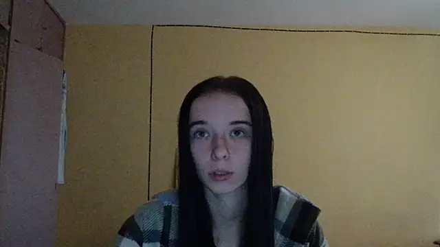 Emilia Light online show from 23, 10, 2025