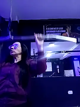 Snapshot of YaraDuartee chatting on 26, 11, 2025 YaraDuartee online show from 26, 11, 2025