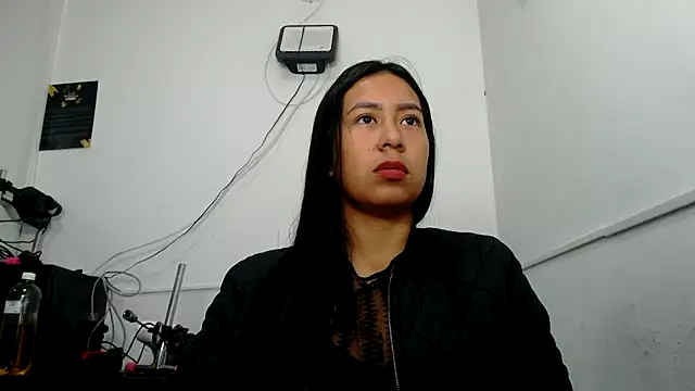 Snapshot of KateValencia chatting on 23, 4, 2026 KateValencia online show from 23, 4, 2026