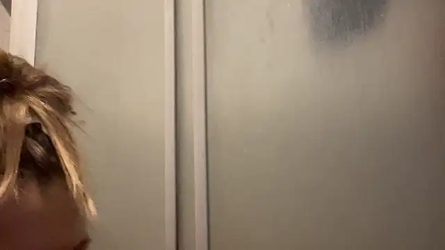 Snapshot of Milysoren chatting on 15, 2, 2026 Milysoren online show from 15, 2, 2026