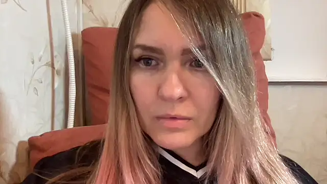 Snapshot of Milysoren chatting on 27, 2, 2026 Milysoren online show from 27, 2, 2026