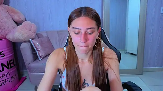 Snapshot of beba_fox_a chatting on 1, 4, 2026 beba fox a online show from 1, 4, 2026