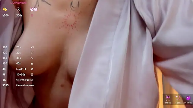 AmyVilvet  online show from 5, 4, 2026