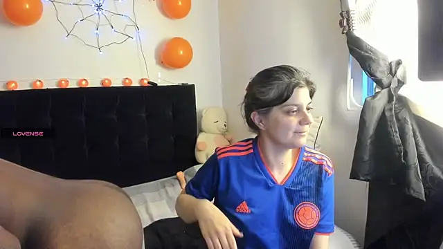 Yin yang hot online show from 22, 10, 2025