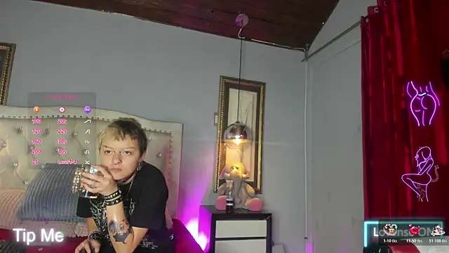 Snapshot of Baby_Punk1 chatting on 24, 10, 2025 Baby Punk1 online show from 24, 10, 2025