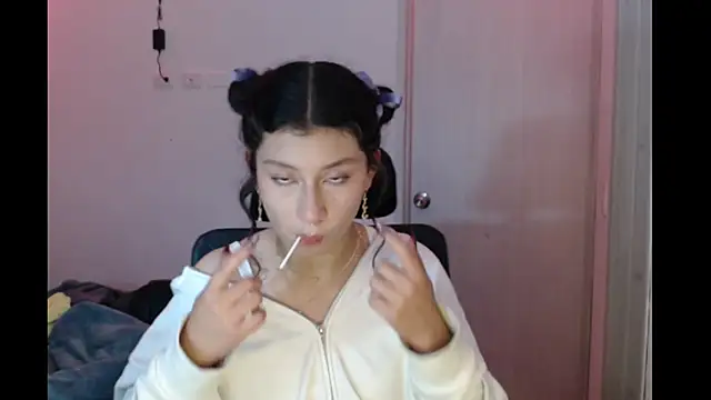 Ivonnybonn online show from 26, 11, 2025