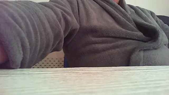 Snapshot of morenet_festero chatting on 1, 4, 2026 morenet festero online show from 1, 4, 2026