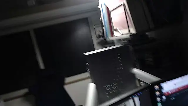 Kaede-Mama online show from 8, 11, 2025