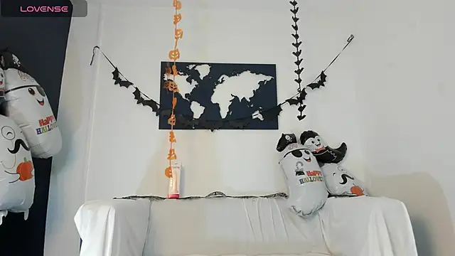 XaanderGrey online show from 31, 10, 2025