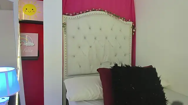 XaanderGrey online show from 3, 12, 2025