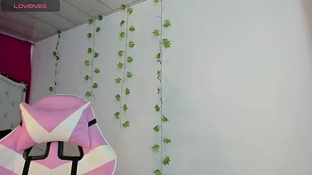 XaanderGrey online show from 15, 12, 2025