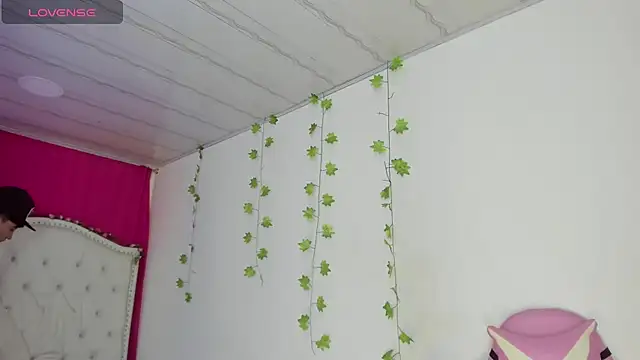 XaanderGrey online show from 16, 12, 2025