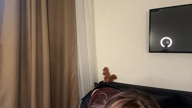 Snapshot of Ur_neighbor_Kira chatting on 28, 3, 2026 Ur neighbor Kira online show from 28, 3, 2026