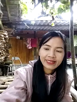 Snapshot of lmc-zz chatting on 22, 11, 2025 lmc-zz online show from 22, 11, 2025