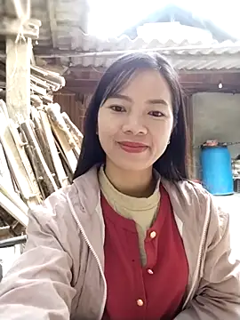 Snapshot of lmc-zz chatting on 3, 12, 2025 lmc-zz online show from 3, 12, 2025