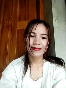 Snapshot of lmc-zz chatting on 19, 4, 2026 lmc-zz online show from 19, 4, 2026