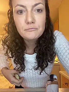 sexybriiiixoxo online show from 26, 3, 2026