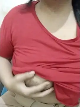 Snapshot of Yourbabysweet05 chatting on 27, 9, 2025 Yourbabysweet05 online show from 27, 9, 2025