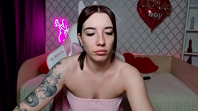 Snapshot of Curious_Lily chatting on 23, 3, 2026 Curious Lily online show from 23, 3, 2026