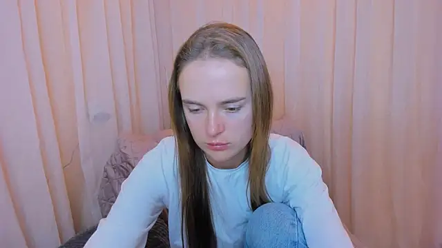 LilMary  online show from 26, 11, 2025