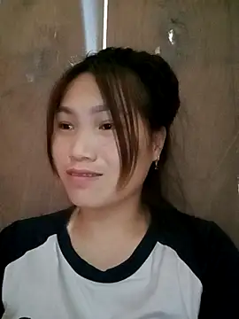 min-xinh online show from 10, 10, 2025