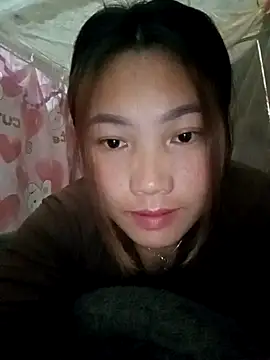 min-xinh online show from 4, 12, 2025