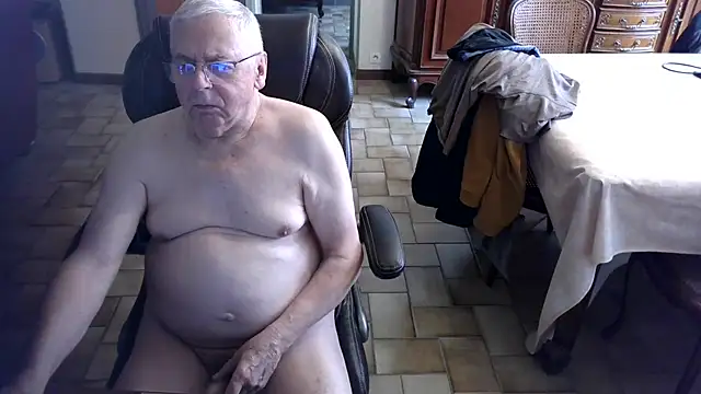 Snapshot of Alain633 chatting on 13, 2, 2026 Alain633 online show from 13, 2, 2026