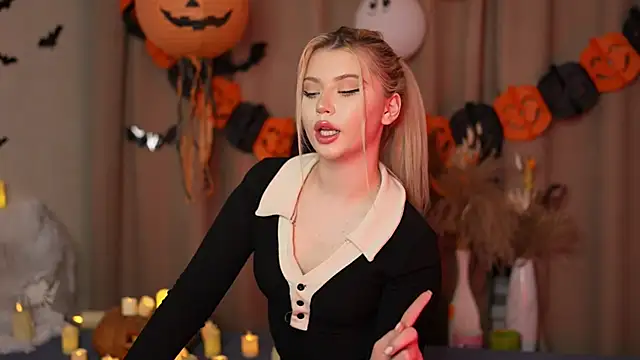 AshleyNikoo online show from 30, 10, 2025