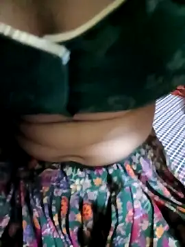 Snapshot of kavita_bhabi chatting on 8, 10, 2025 kavita bhabi online show from 8, 10, 2025