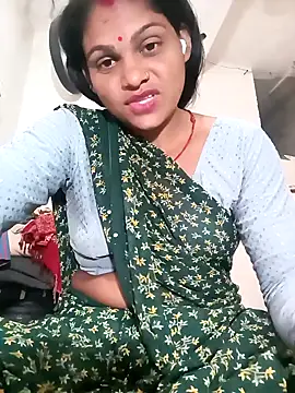 Snapshot of SHMA-77 chatting on 29, 9, 2025 SHMA-77 online show from 29, 9, 2025