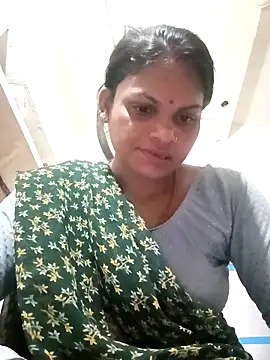 Snapshot of SHMA-77 chatting on 29, 9, 2025 SHMA-77 online show from 29, 9, 2025