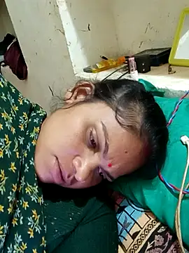 Snapshot of SHMA-77 chatting on 1, 10, 2025 SHMA-77 online show from 1, 10, 2025