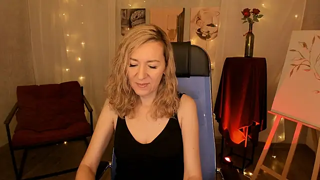 Snapshot of DonnaSmitth chatting on 6, 1, 2026 DonnaSmitth online show from 6, 1, 2026