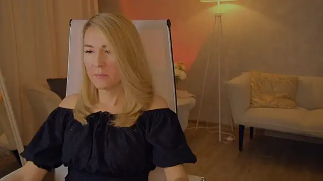 Snapshot of DonnaSmitth chatting on 12, 1, 2026 DonnaSmitth online show from 12, 1, 2026