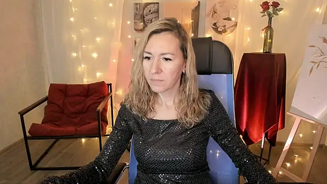 Snapshot of DonnaSmitth chatting on 13, 2, 2026 DonnaSmitth online show from 13, 2, 2026