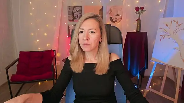 Snapshot of DonnaSmitth chatting on 18, 2, 2026 DonnaSmitth online show from 18, 2, 2026