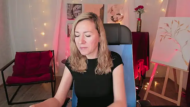 Snapshot of DonnaSmitth chatting on 26, 2, 2026 DonnaSmitth online show from 26, 2, 2026