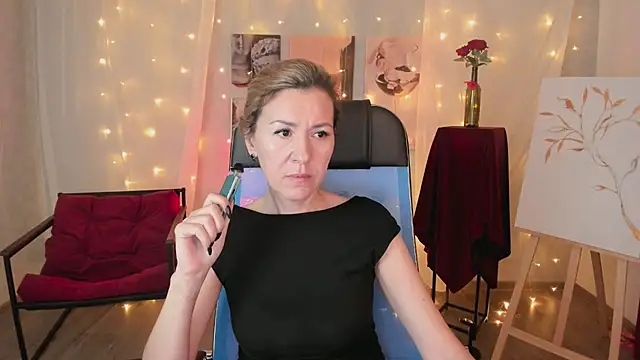 Snapshot of DonnaSmitth chatting on 28, 2, 2026 DonnaSmitth online show from 28, 2, 2026